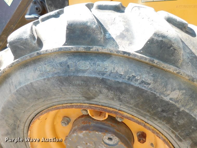 image for item DK8572 2015 Volvo BL60B  backhoe