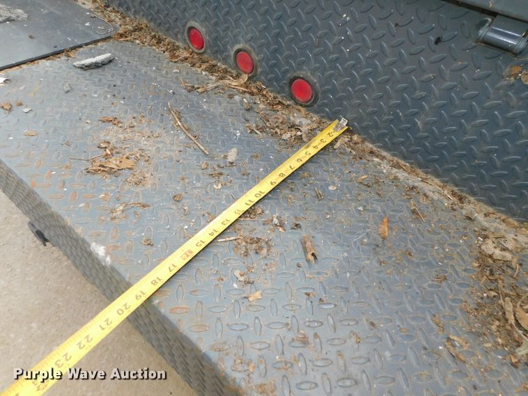 image for item DK8576 1999 Ford F550 Super Duty XLT  utility / service truck