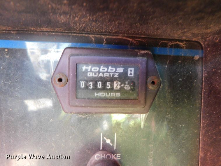 image for item DK8576 1999 Ford F550 Super Duty XLT  utility / service truck