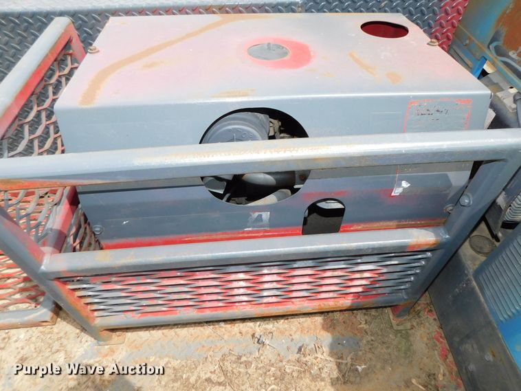 image for item DK8576 1999 Ford F550 Super Duty XLT  utility / service truck