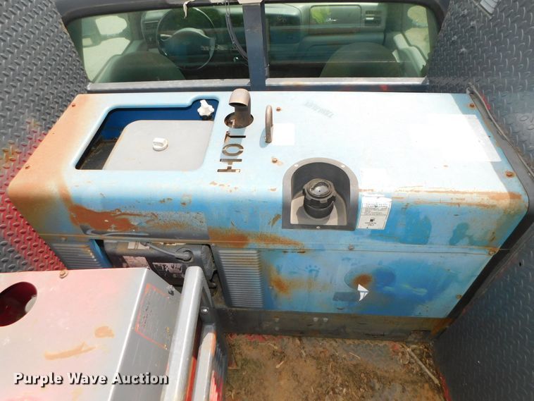 image for item DK8576 1999 Ford F550 Super Duty XLT  utility / service truck