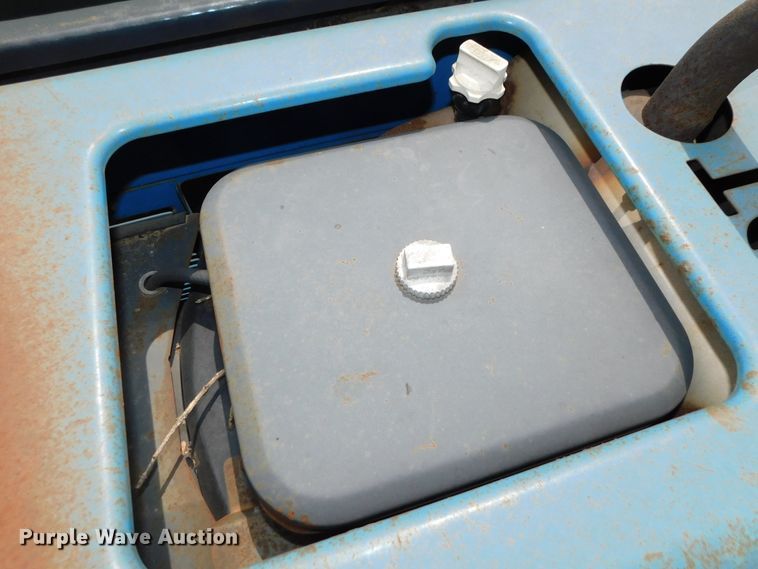 image for item DK8576 1999 Ford F550 Super Duty XLT  utility / service truck