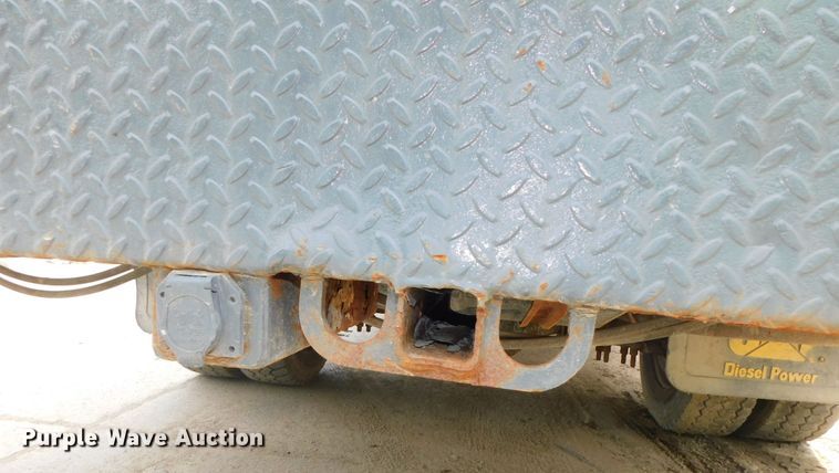 image for item DK8576 1999 Ford F550 Super Duty XLT  utility / service truck