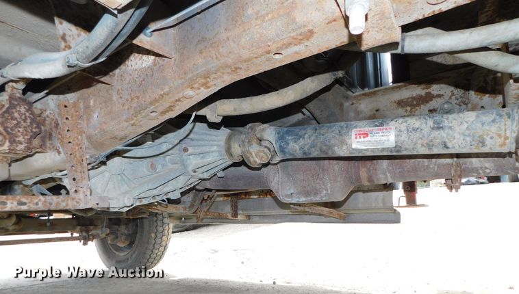 image for item DK8576 1999 Ford F550 Super Duty XLT  utility / service truck