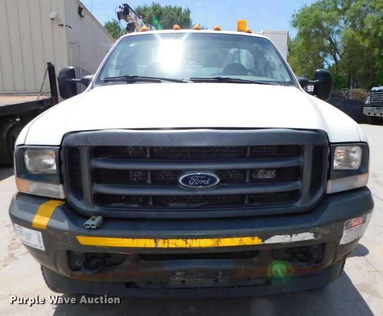 image for item DK8577 2004 Ford F550 Super Duty XL  utility / service truck