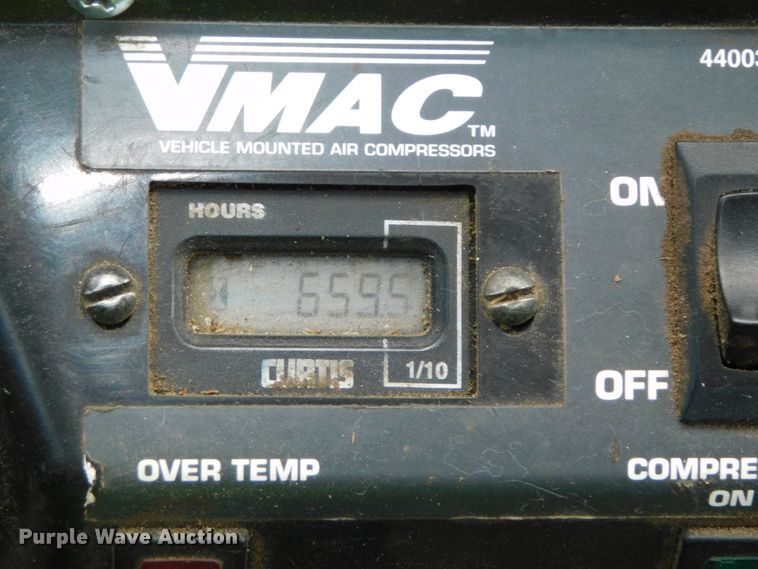 image for item DK8577 2004 Ford F550 Super Duty XL  utility / service truck