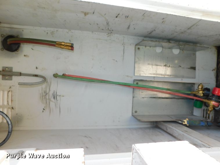 image for item DK8577 2004 Ford F550 Super Duty XL  utility / service truck