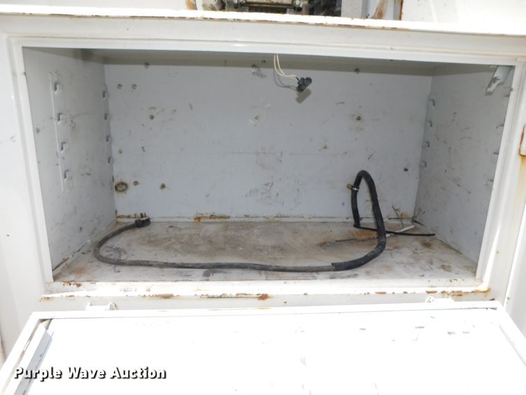 image for item DK8577 2004 Ford F550 Super Duty XL  utility / service truck