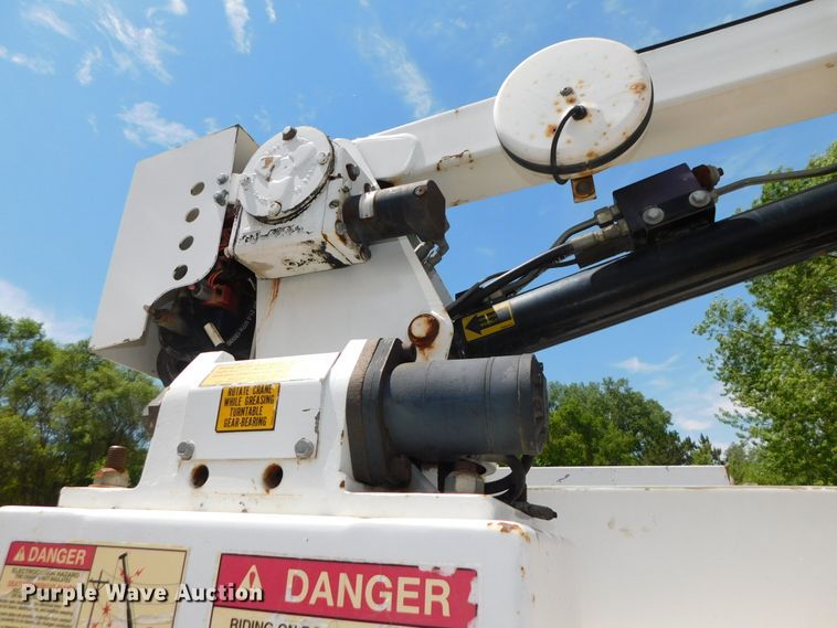 image for item DK8577 2004 Ford F550 Super Duty XL  utility / service truck