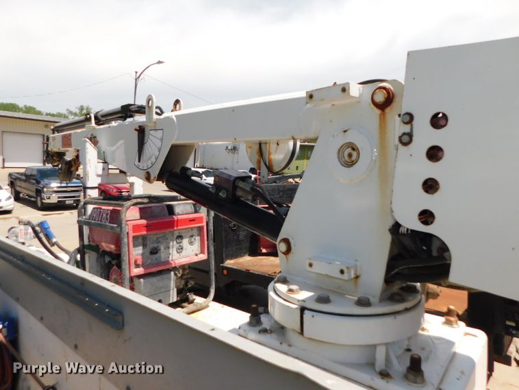 image for item DK8577 2004 Ford F550 Super Duty XL  utility / service truck