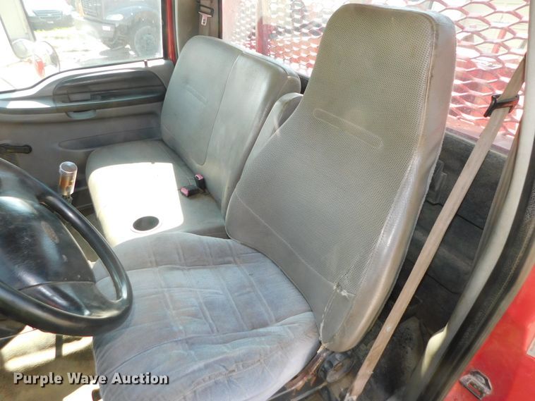 image for item DK8578 2000 Ford F650 Super Duty XLT  rollback truck