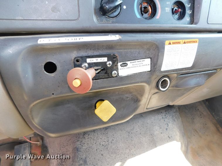 image for item DK8578 2000 Ford F650 Super Duty XLT  rollback truck