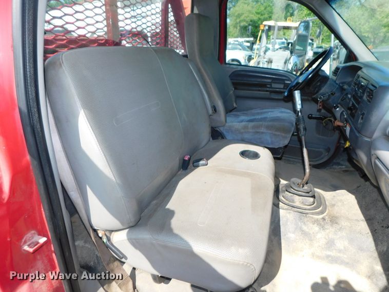 image for item DK8578 2000 Ford F650 Super Duty XLT  rollback truck