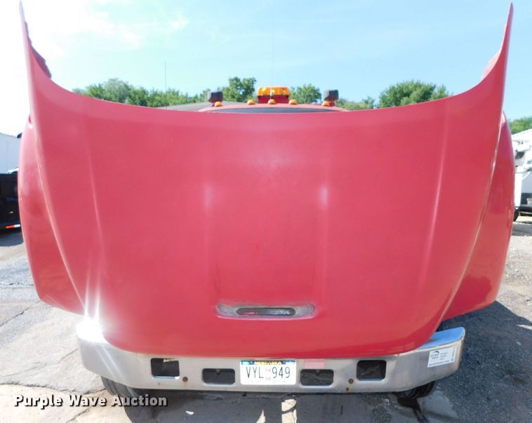 image for item DK8578 2000 Ford F650 Super Duty XLT  rollback truck