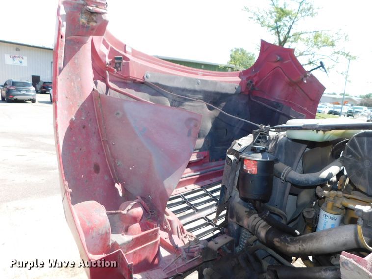 image for item DK8578 2000 Ford F650 Super Duty XLT  rollback truck