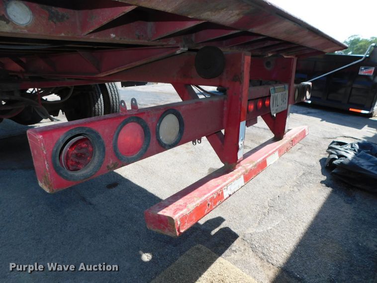 image for item DK8578 2000 Ford F650 Super Duty XLT  rollback truck