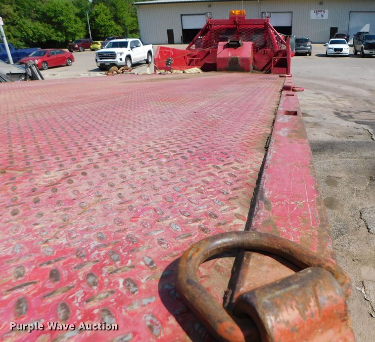 image for item DK8578 2000 Ford F650 Super Duty XLT  rollback truck