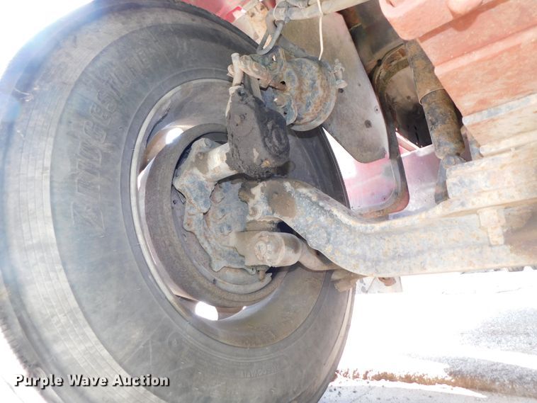 image for item DK8578 2000 Ford F650 Super Duty XLT  rollback truck