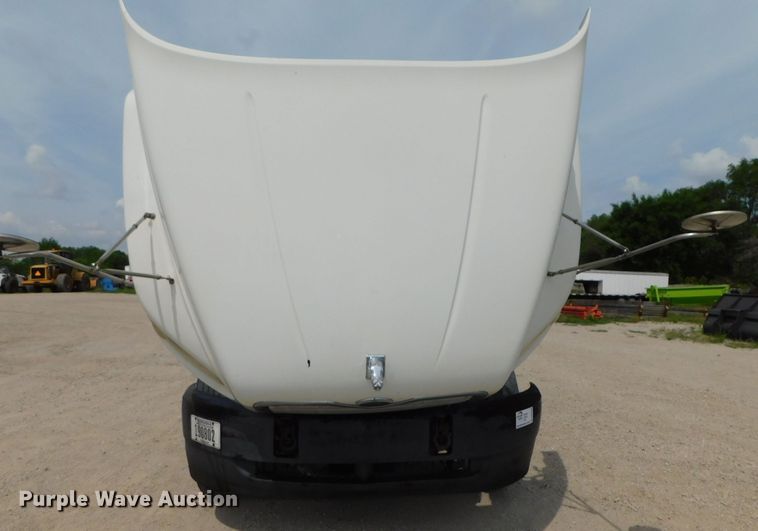 image for item DK8589 2004 Mack Vision CX613  semi truck