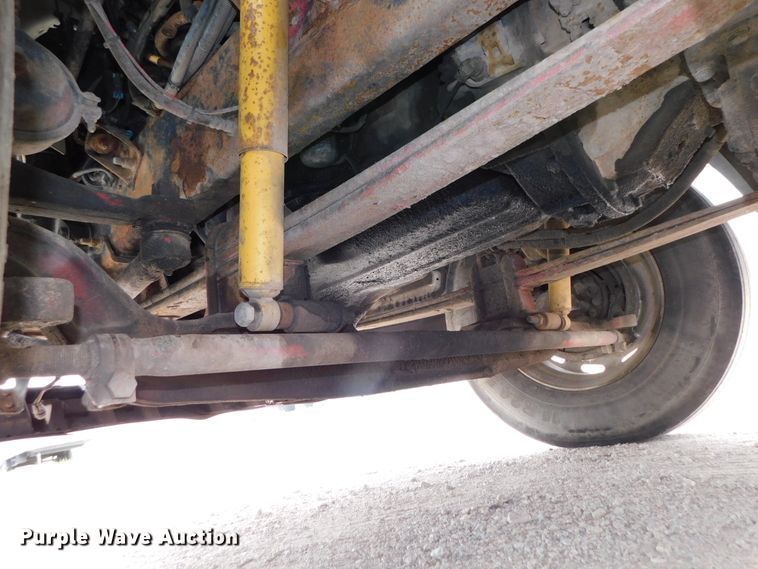 image for item DK8589 2004 Mack Vision CX613  semi truck