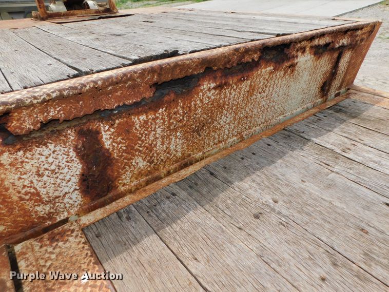 image for item DK8590 2001 Trail Eze DHT8048  drop deck equipment trailer