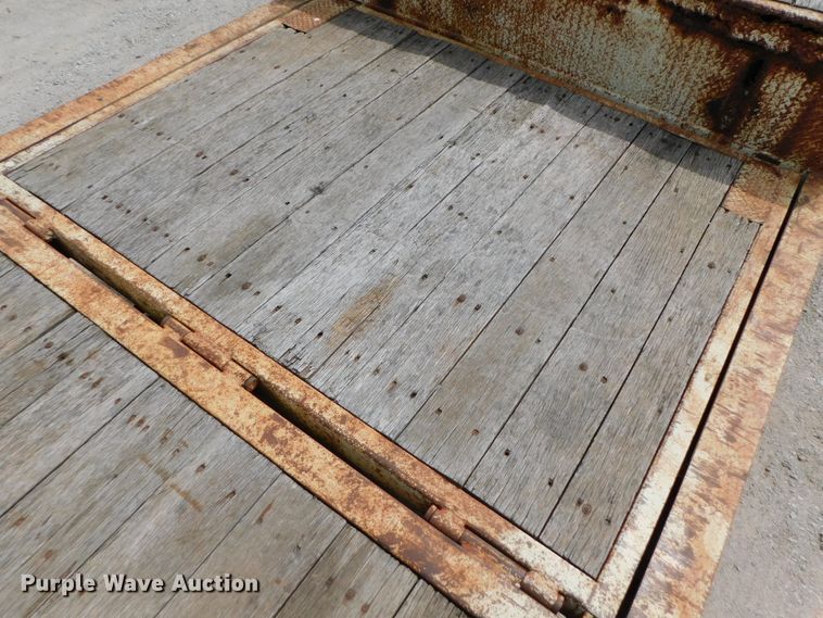 image for item DK8590 2001 Trail Eze DHT8048  drop deck equipment trailer