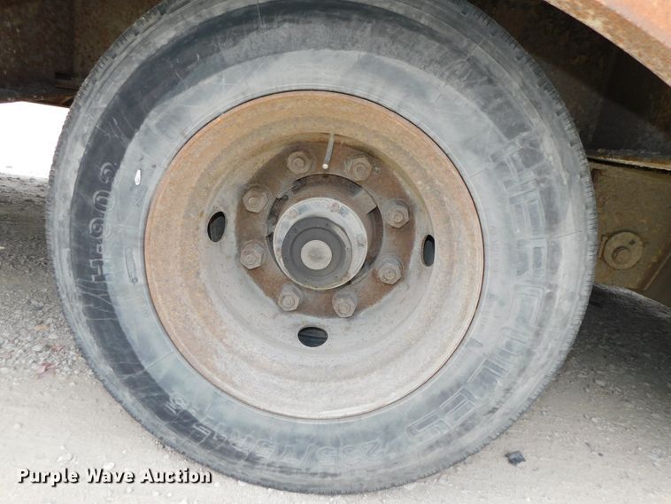 image for item DK8590 2001 Trail Eze DHT8048  drop deck equipment trailer