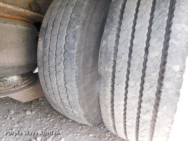 image for item DK8590 2001 Trail Eze DHT8048  drop deck equipment trailer