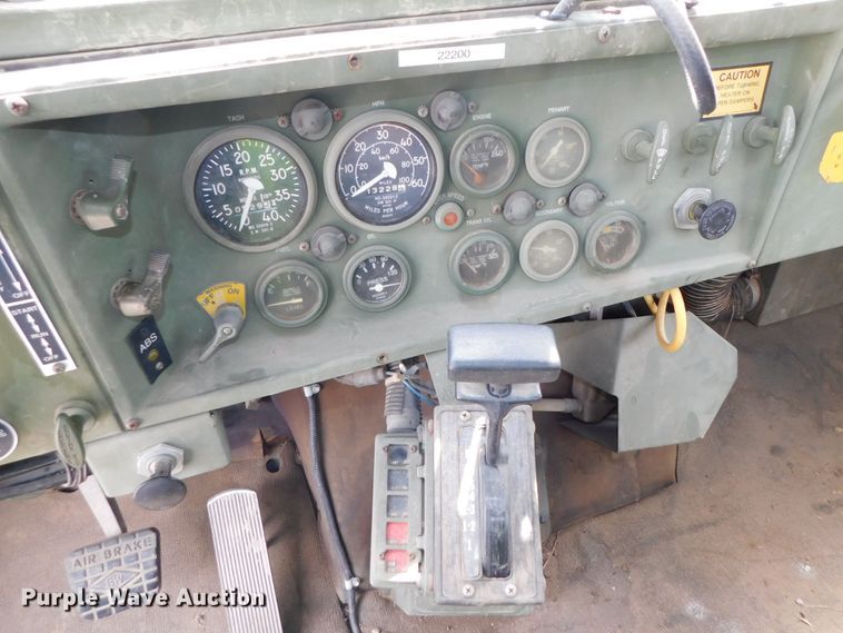 image for item DK8591 1991 BMY Harsco M931A2  semi truck