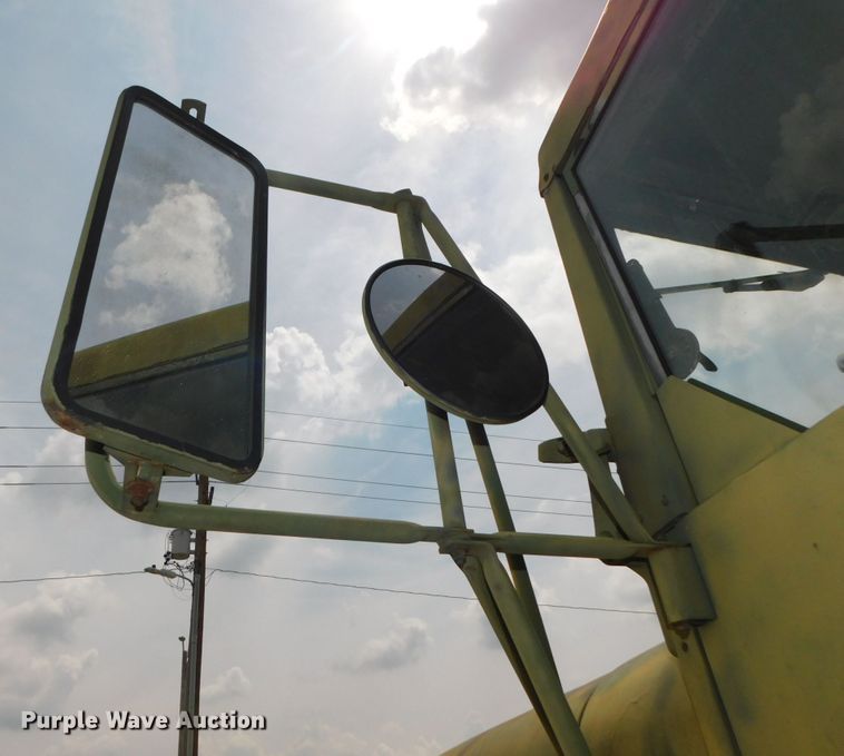 image for item DK8591 1991 BMY Harsco M931A2  semi truck