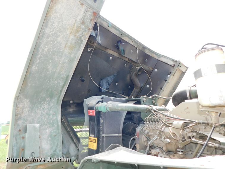 image for item DK8591 1991 BMY Harsco M931A2  semi truck