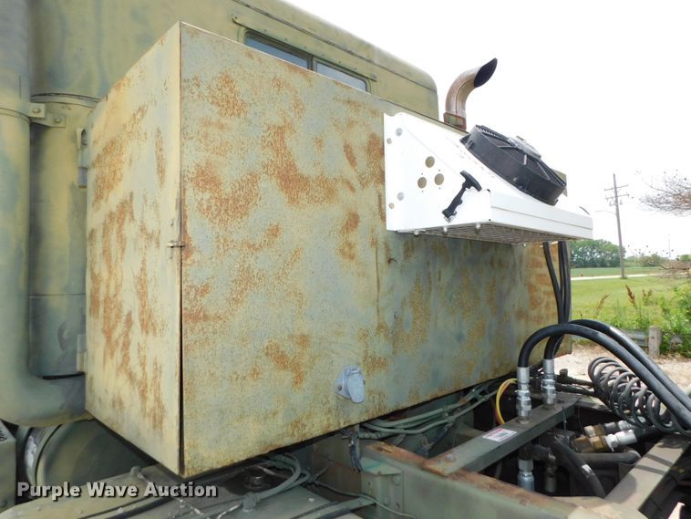 image for item DK8591 1991 BMY Harsco M931A2  semi truck