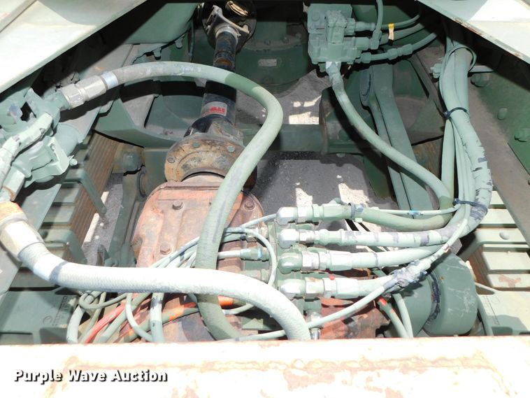 image for item DK8591 1991 BMY Harsco M931A2  semi truck