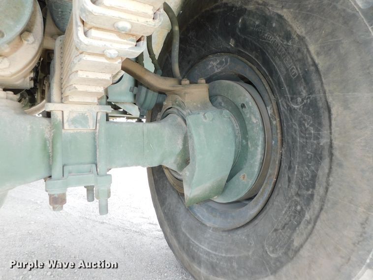 image for item DK8591 1991 BMY Harsco M931A2  semi truck