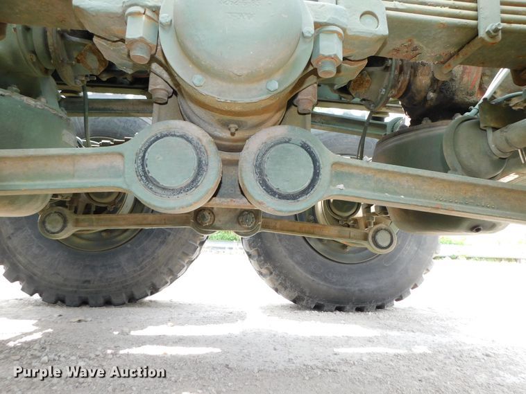 image for item DK8591 1991 BMY Harsco M931A2  semi truck