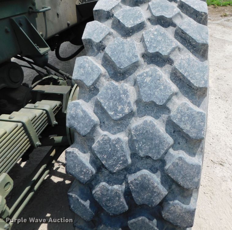 image for item DK8591 1991 BMY Harsco M931A2  semi truck