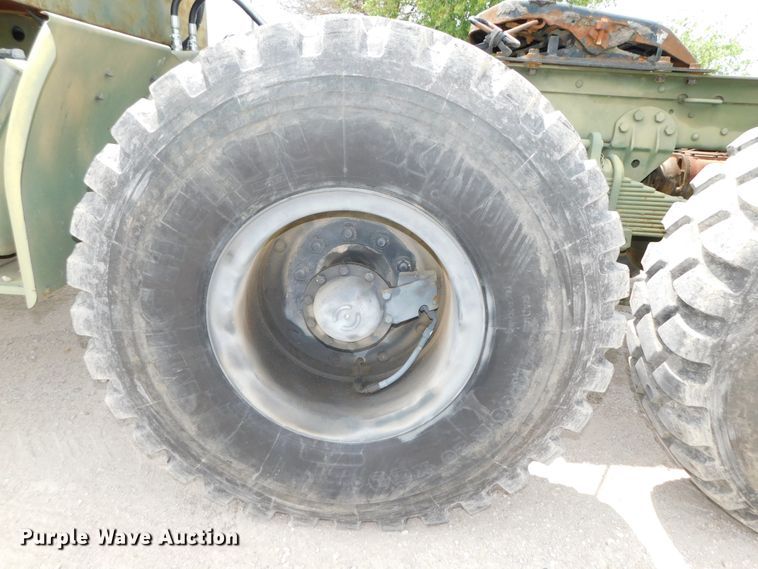 image for item DK8591 1991 BMY Harsco M931A2  semi truck