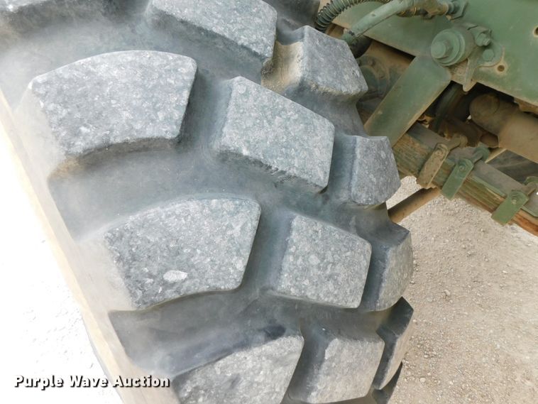 image for item DK8591 1991 BMY Harsco M931A2  semi truck