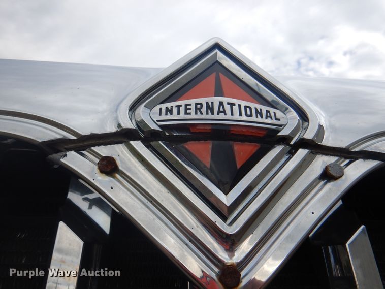 image for item DL0076 2010 International 7400 WorkStar  dump truck