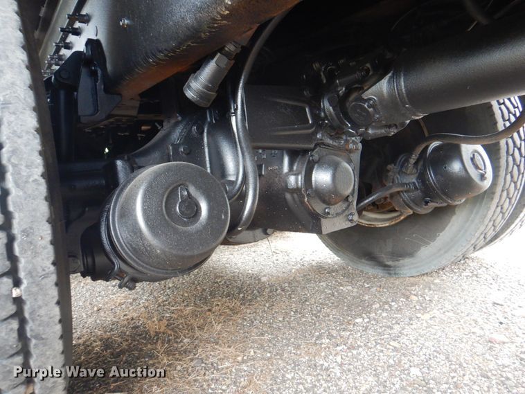 image for item DL0076 2010 International 7400 WorkStar  dump truck