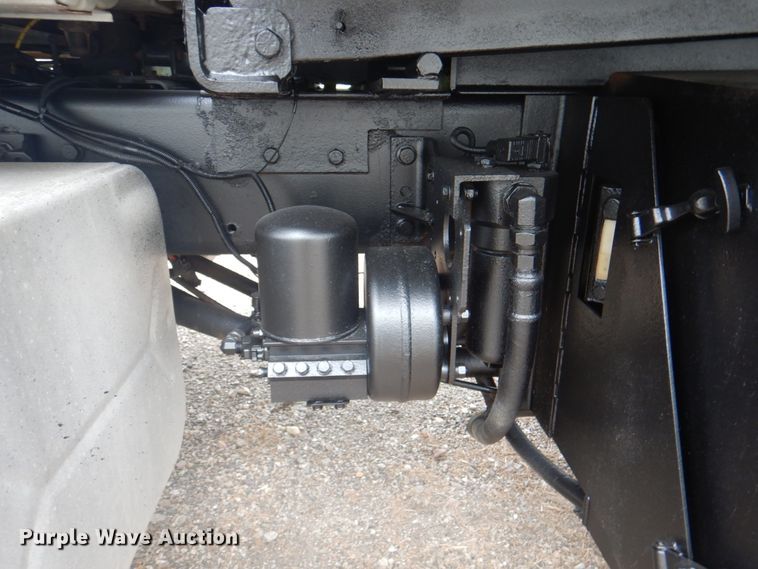 image for item DL0076 2010 International 7400 WorkStar  dump truck