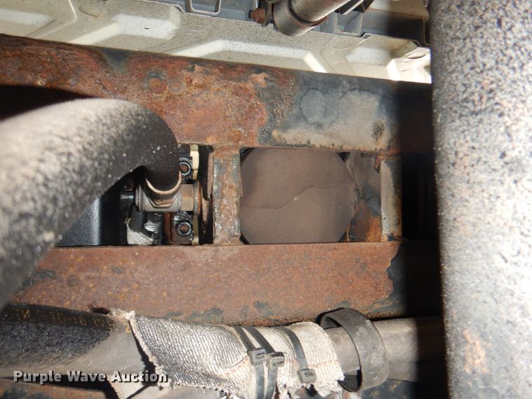 image for item DL0076 2010 International 7400 WorkStar  dump truck