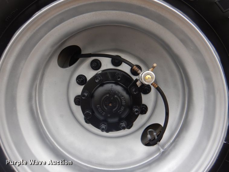 image for item DL0076 2010 International 7400 WorkStar  dump truck