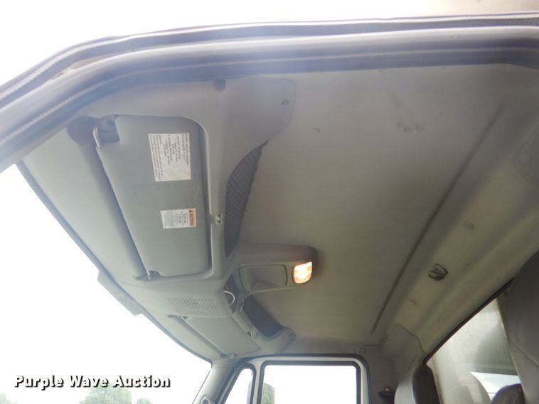 image for item DL0076 2010 International 7400 WorkStar  dump truck