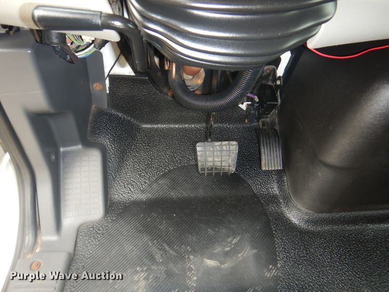 image for item DL0076 2010 International 7400 WorkStar  dump truck