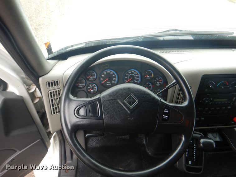 image for item DL0076 2010 International 7400 WorkStar  dump truck