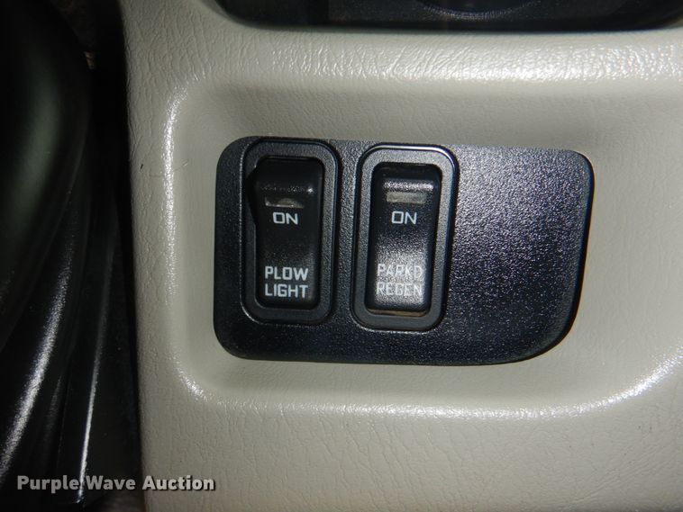 image for item DL0076 2010 International 7400 WorkStar  dump truck