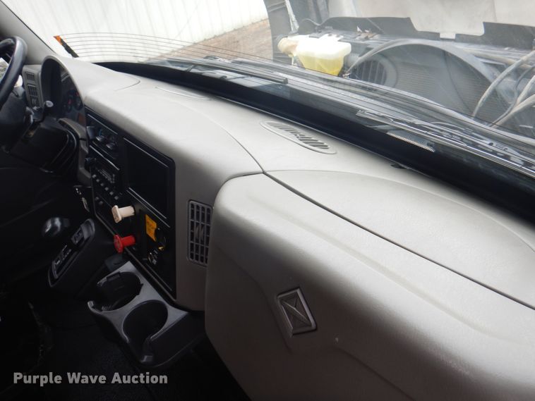 image for item DL0076 2010 International 7400 WorkStar  dump truck