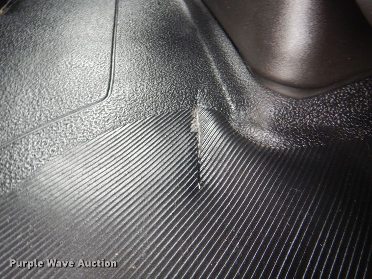 image for item DL0076 2010 International 7400 WorkStar  dump truck