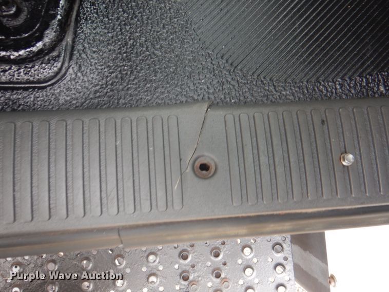 image for item DL0076 2010 International 7400 WorkStar  dump truck